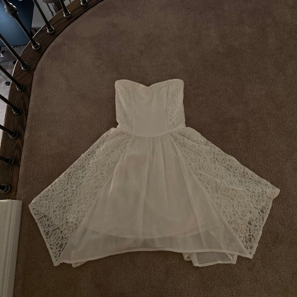 abercrombie kids Dresses & Skirts - white flowey dress